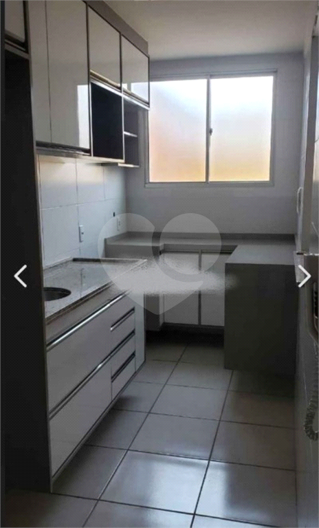 Apartamento à venda com 2 quartos, 61m² - Foto 1