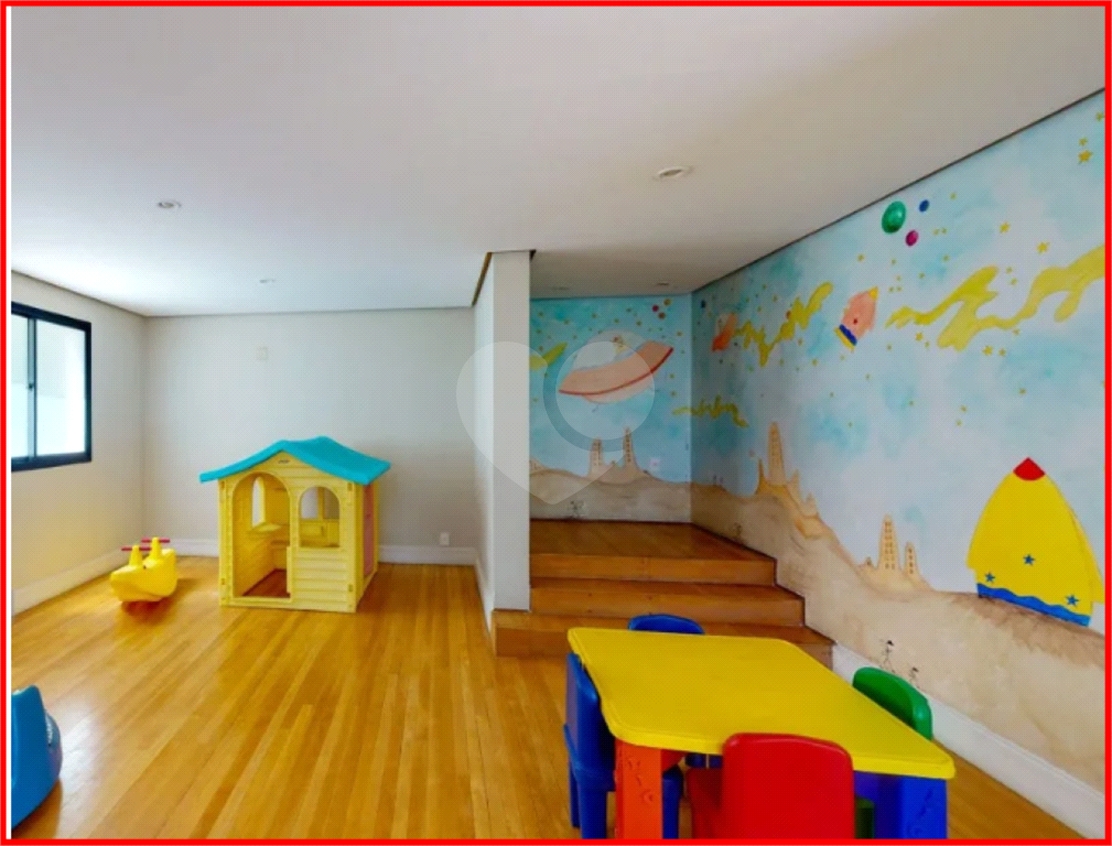 APARTAMENTO em ALTO DA LAPA