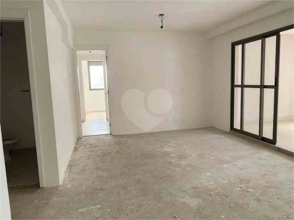 APARTAMENTO em TUCURUVI