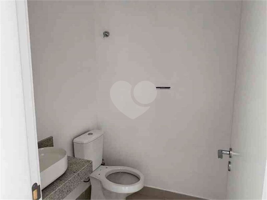 APARTAMENTO em TUCURUVI