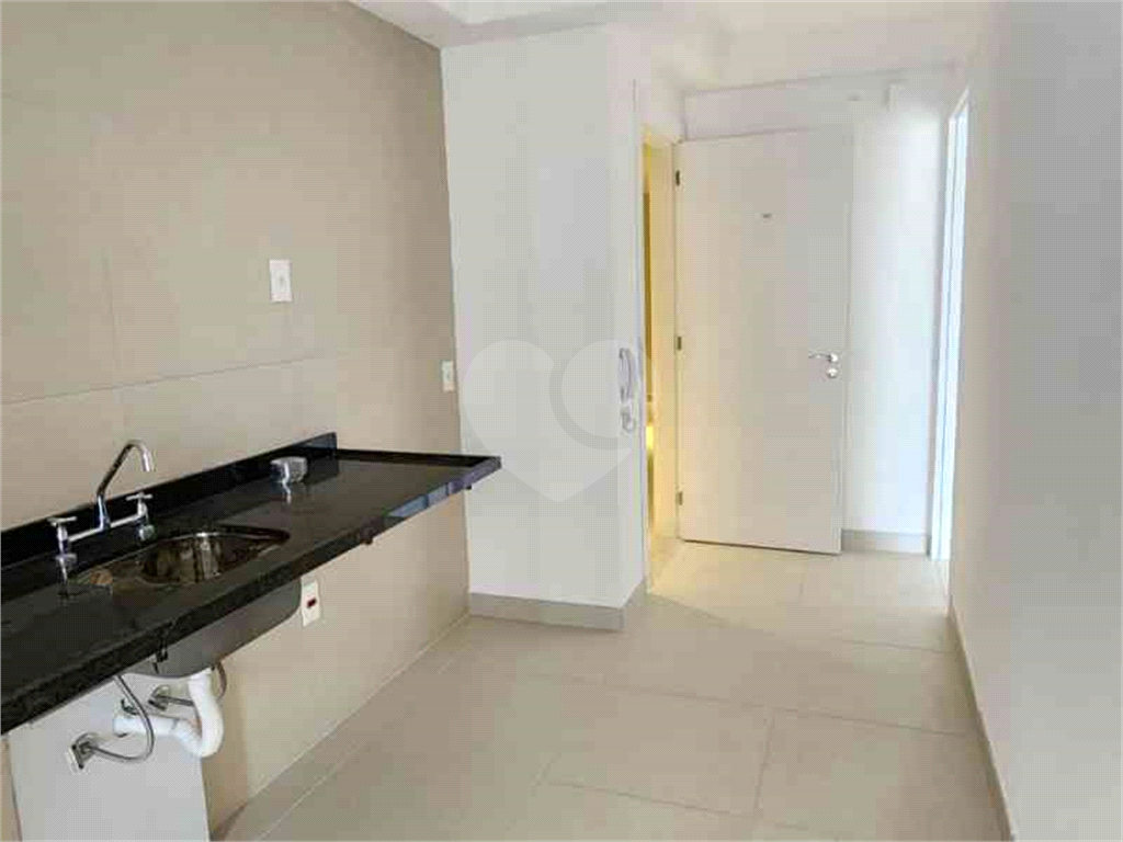 APARTAMENTO em TUCURUVI
