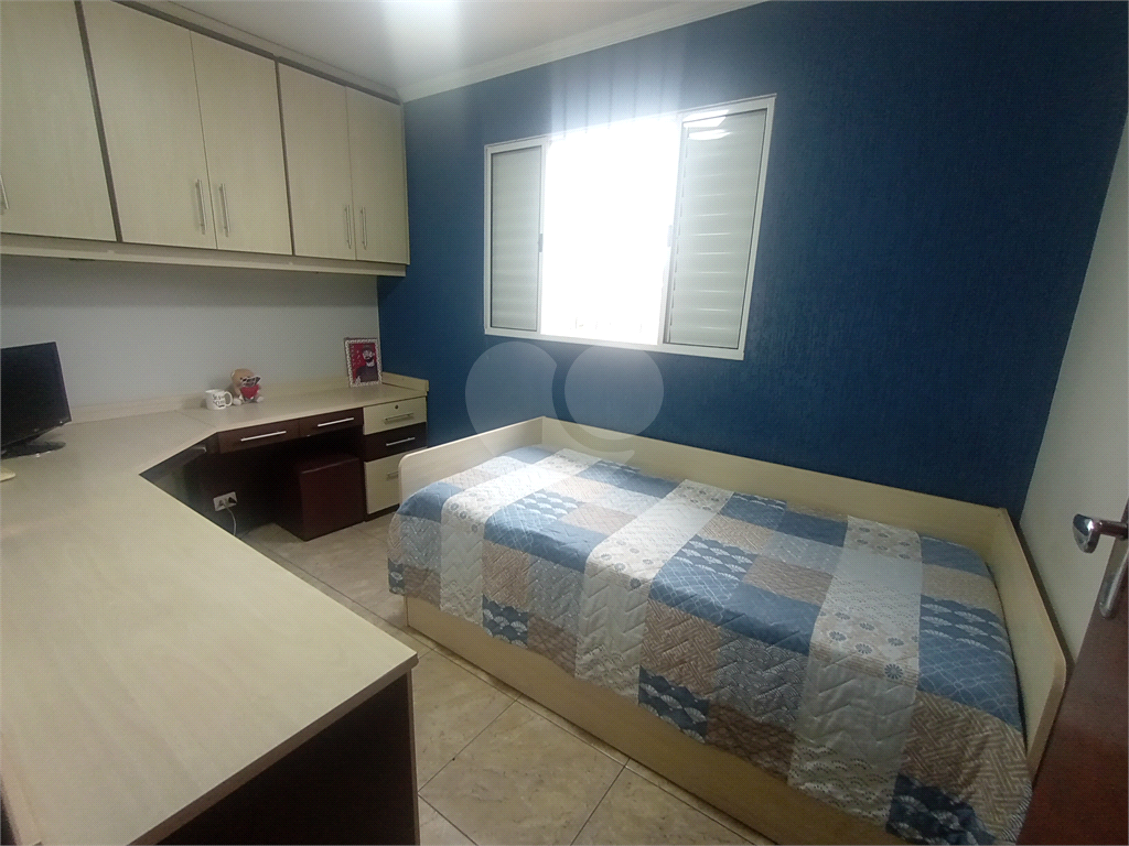 Sobrado para venda 160m2  3 quartos (1 suíte) cozinha, área gourmet 2 vagas cobertas Vila Gustavo.