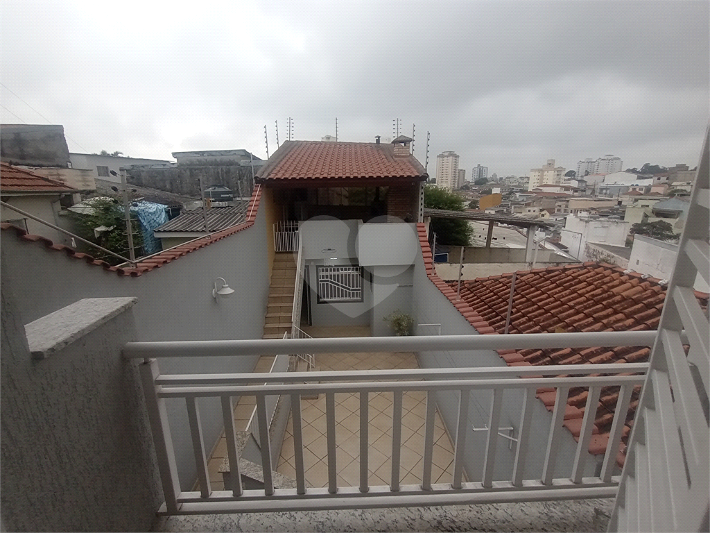 Sobrado para venda 160m2  3 quartos (1 suíte) cozinha, área gourmet 2 vagas cobertas Vila Gustavo.