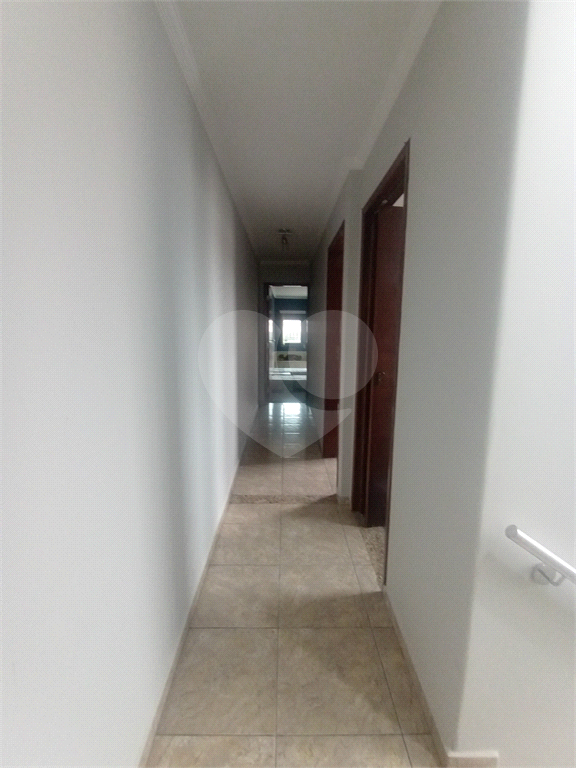 Sobrado para venda 160m2  3 quartos (1 suíte) cozinha, área gourmet 2 vagas cobertas Vila Gustavo.