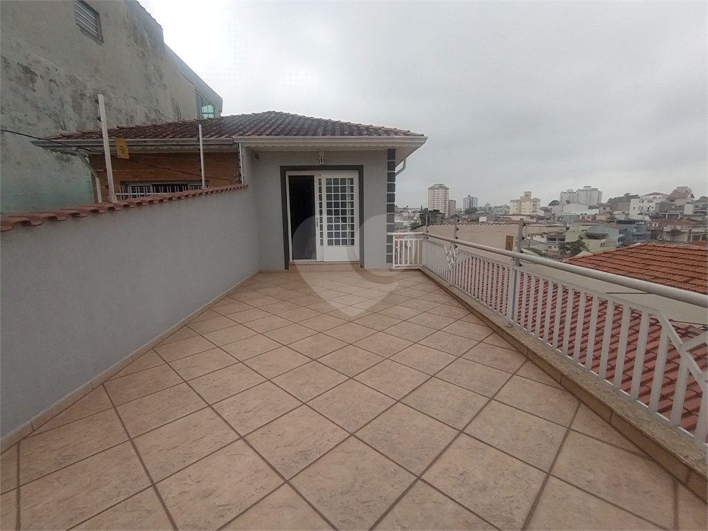 Sobrado para venda 160m2  3 quartos (1 suíte) cozinha, área gourmet 2 vagas cobertas Vila Gustavo.
