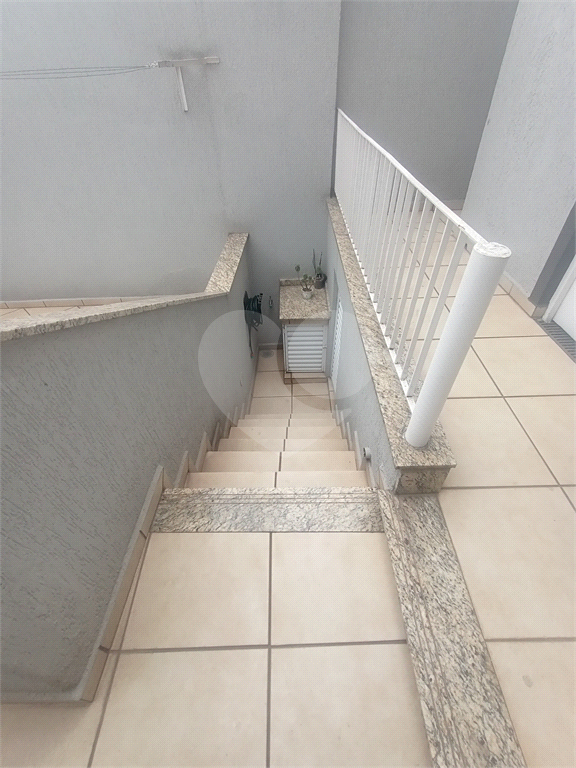 Sobrado para venda 160m2  3 quartos (1 suíte) cozinha, área gourmet 2 vagas cobertas Vila Gustavo.