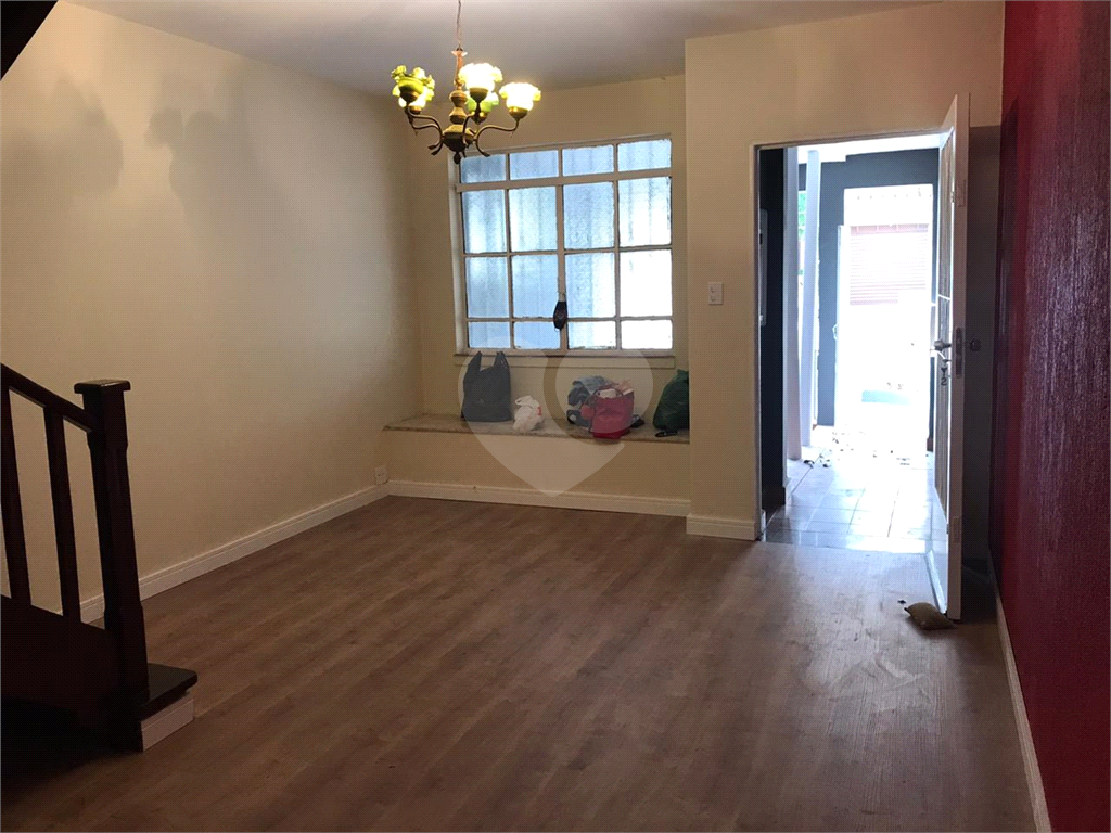 Casa à Venda no Bairro do Ipiranga – Oferta Imperdível!