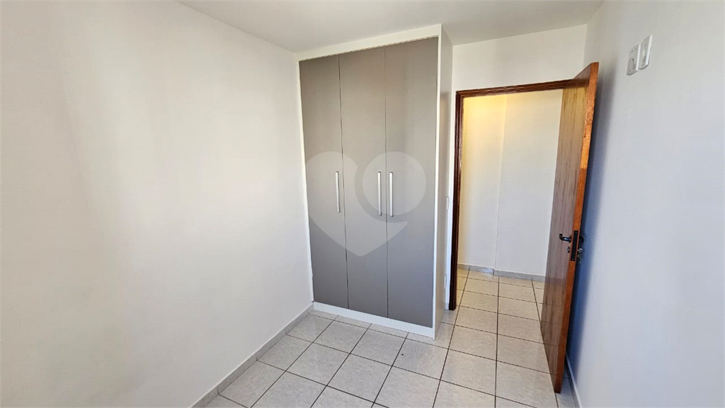 Apartamento à venda e aluguel com 3 quartos, 80m² - Foto 30