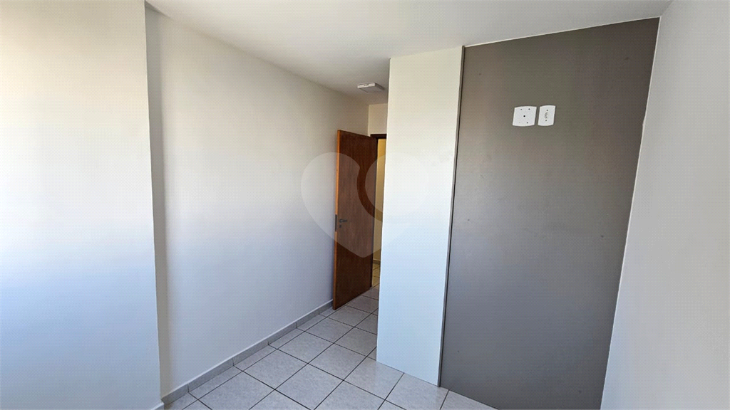 Apartamento à venda e aluguel com 3 quartos, 80m² - Foto 19