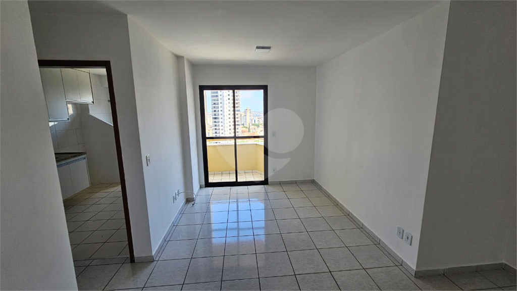 Apartamento à venda e aluguel com 3 quartos, 80m² - Foto 1