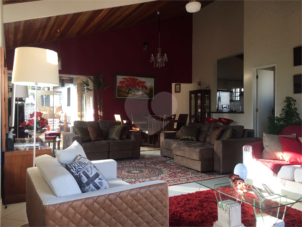 Casa Lindíssima em Vargem Grande Paulista – Tranquilidade e Conforto em Meio à Natureza!