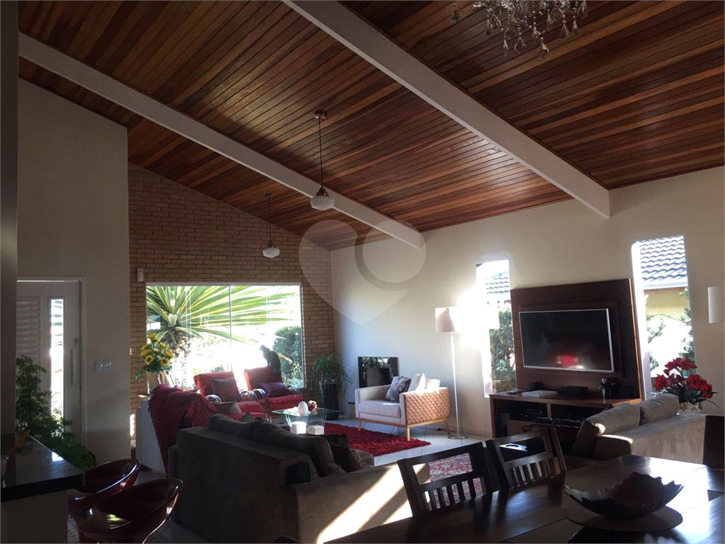 Casa Lindíssima em Vargem Grande Paulista – Tranquilidade e Conforto em Meio à Natureza!