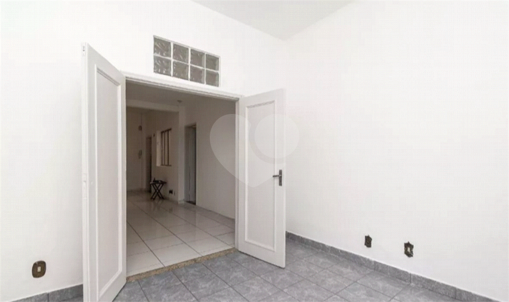 APARTAMENTO em BELA VISTA