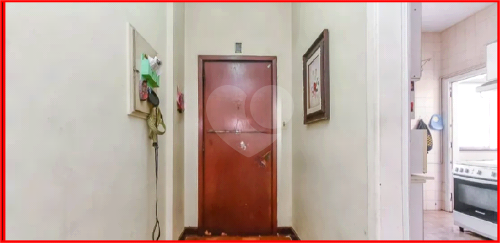 APARTAMENTO em HIGIENÓPOLIS