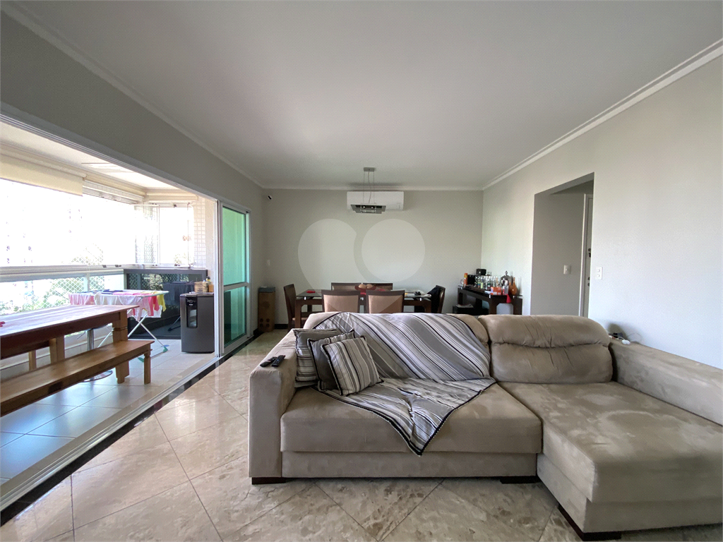 Apartamento mobiliado para venda na Água Fria 