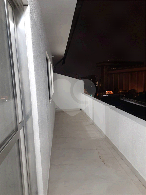 Apartamento tipo cobertura à venda no Brás