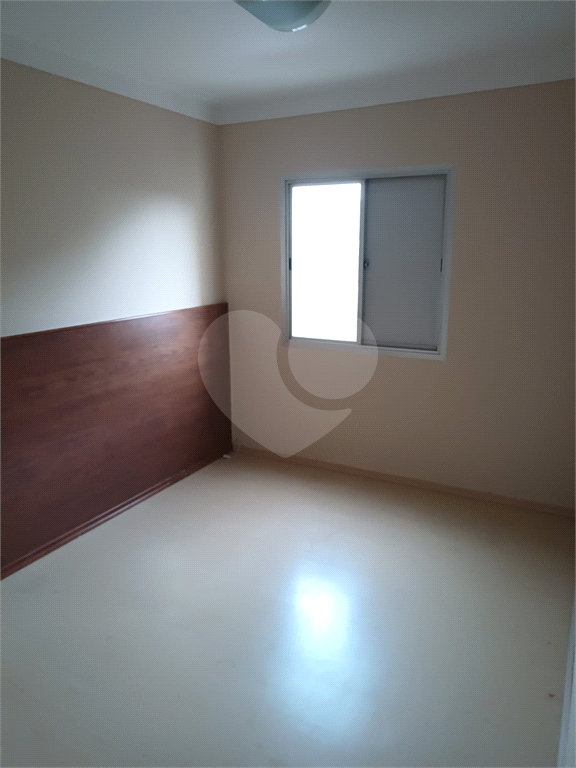 Apartamento à venda e aluguel com 2 quartos, 50m² - Foto 9