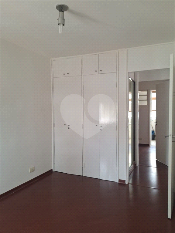 Apartamento à venda com 3 quartos, 82m² - Foto 11