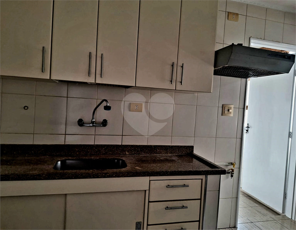 Apartamento à venda com 3 quartos, 82m² - Foto 16