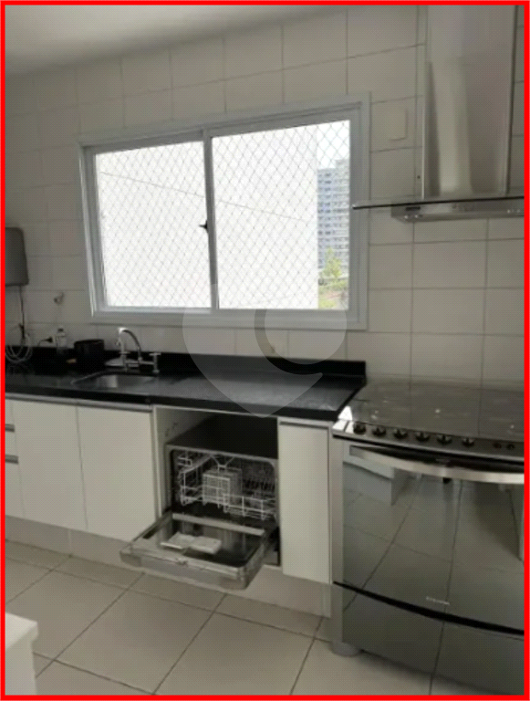 APARTAMENTO em PINHEIROS