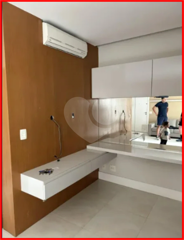 APARTAMENTO em PINHEIROS