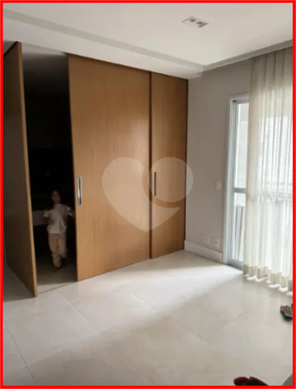 APARTAMENTO em PINHEIROS