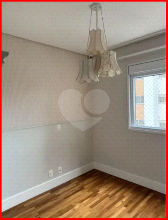 APARTAMENTO em PINHEIROS