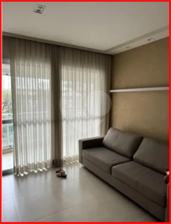 APARTAMENTO em PINHEIROS