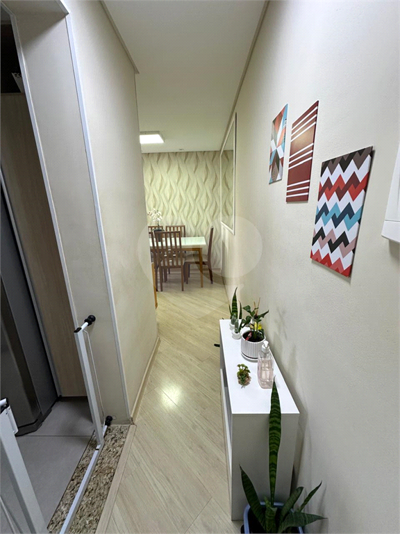 Apartamento à venda com 2 quartos, 74m² - Foto 2