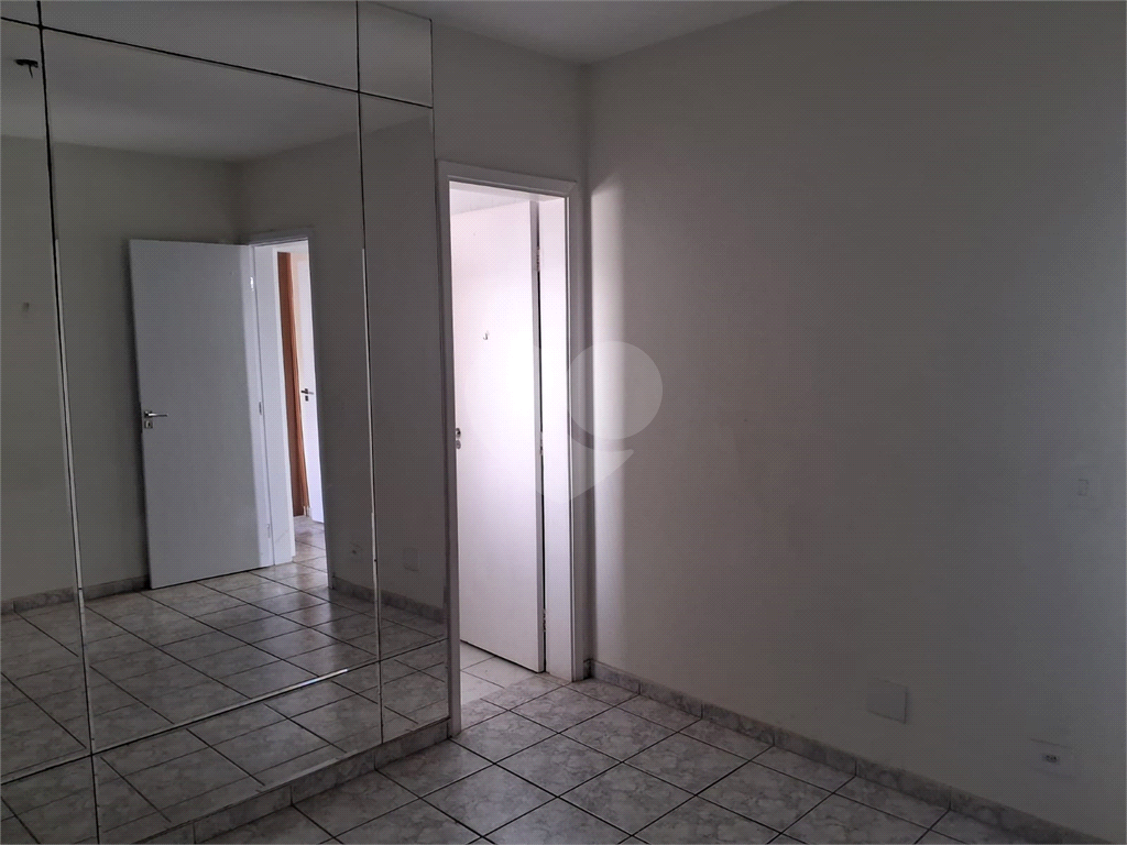 Apartamento à venda com 3 quartos, 71m² - Foto 17