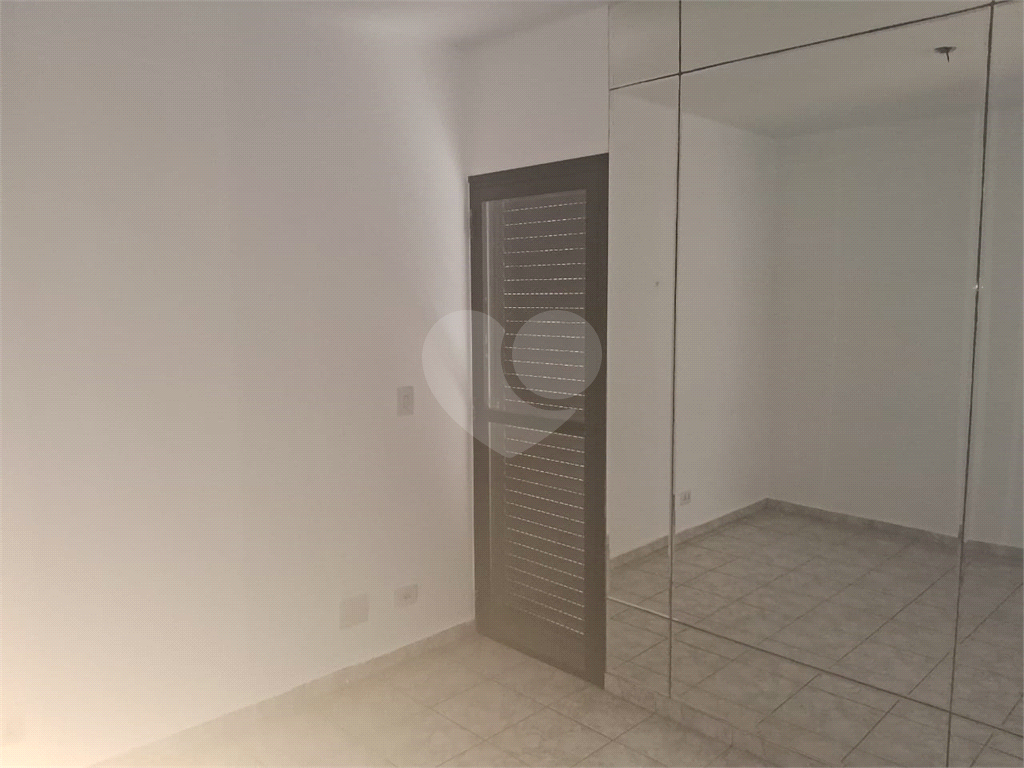 Apartamento à venda com 3 quartos, 71m² - Foto 17
