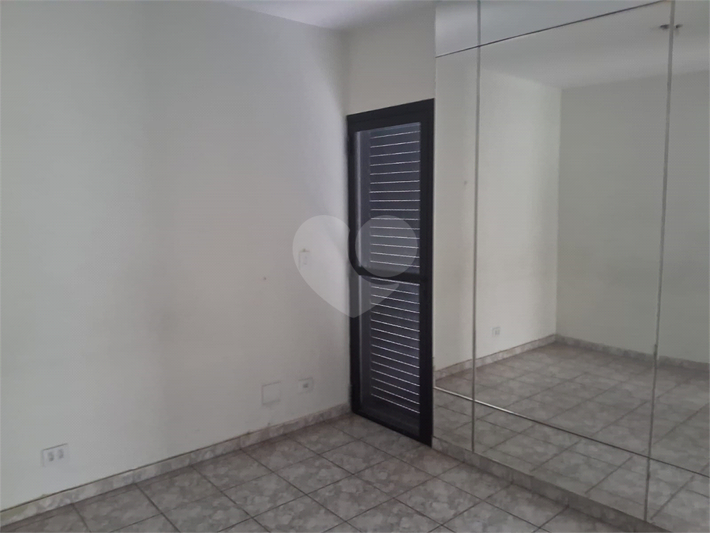 Apartamento à venda com 3 quartos, 71m² - Foto 13