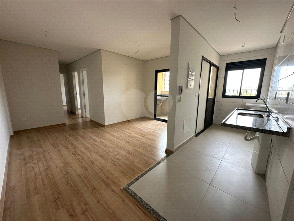 Apartamento à venda com 3 quartos, 70m² - Foto 1