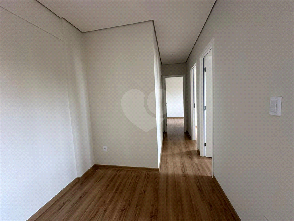 Apartamento à venda com 3 quartos, 70m² - Foto 3