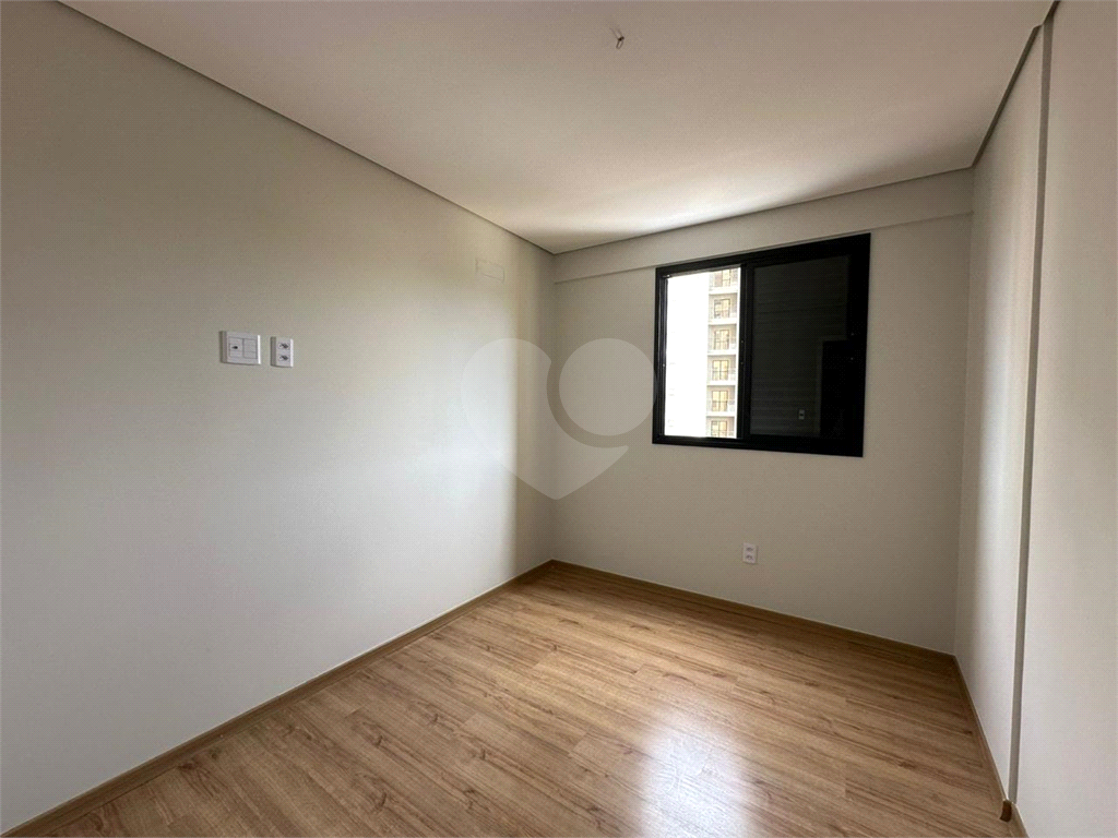 Apartamento à venda com 3 quartos, 70m² - Foto 23