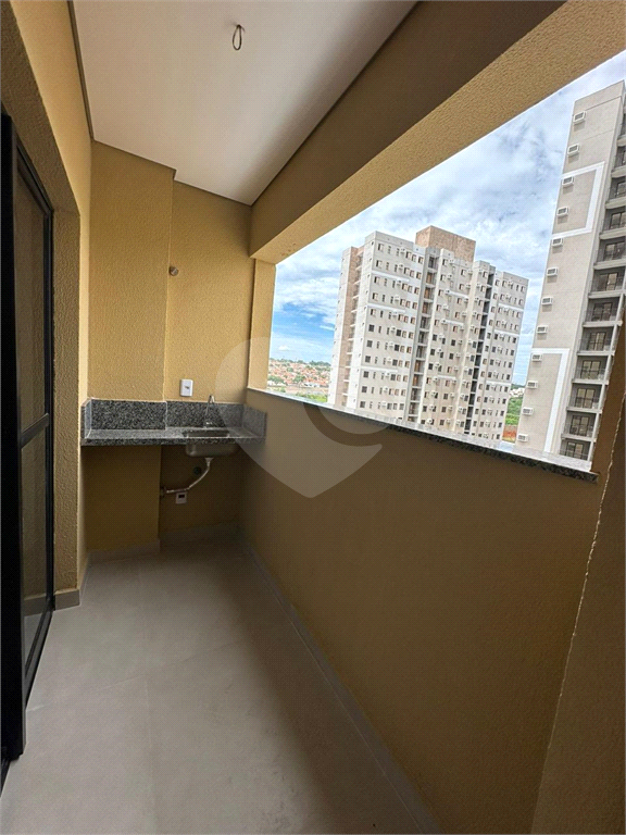 Apartamento à venda com 2 quartos, 70m² - Foto 35