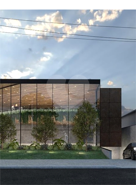 PRÉDIO COMERCIAL NA AV PACAEMBU