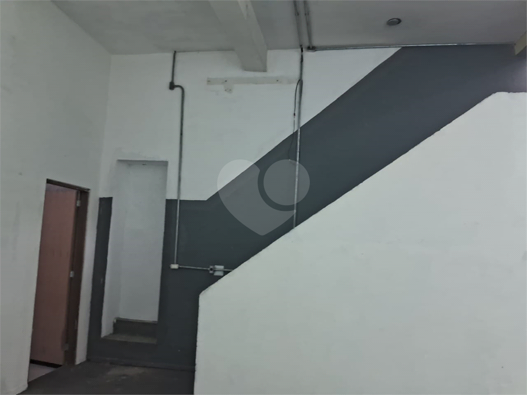 Oportunidade excelente predio comercial ou Salão comercial na Avenida Santa Ines