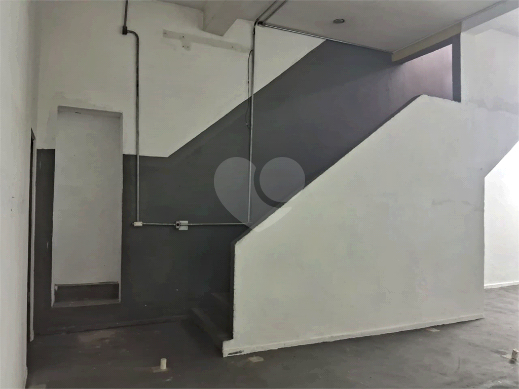 Oportunidade excelente predio comercial ou Salão comercial na Avenida Santa Ines