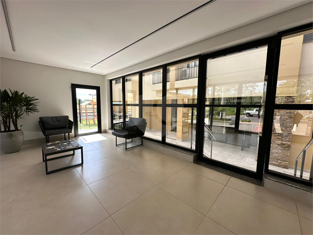 Apartamento à venda com 3 quartos, 70m² - Foto 1