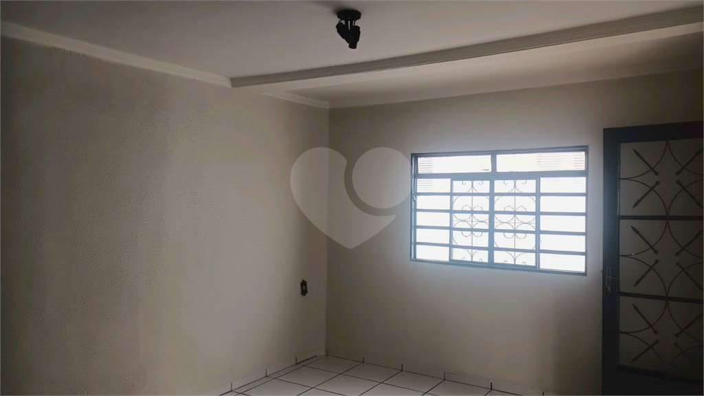 Casa à venda com 3 quartos, 121m² - Foto 26