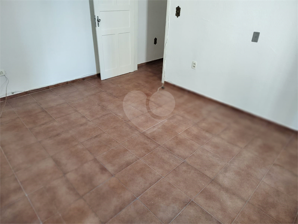 Casa à venda com 2 quartos, 109m² - Foto 10