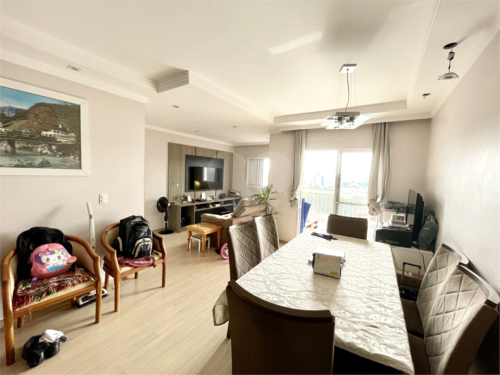 Apartamento no Jaçana com 3 quartos.