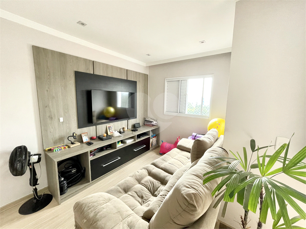 Apartamento no Jaçana com 3 quartos.