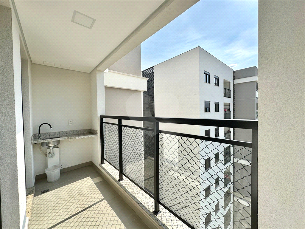 Apartamento para alugar com 2 quartos, 70m² - Foto 13