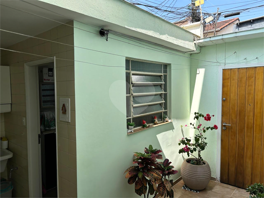Charmosa casa com excelente localização na Chácara Santo Antônio