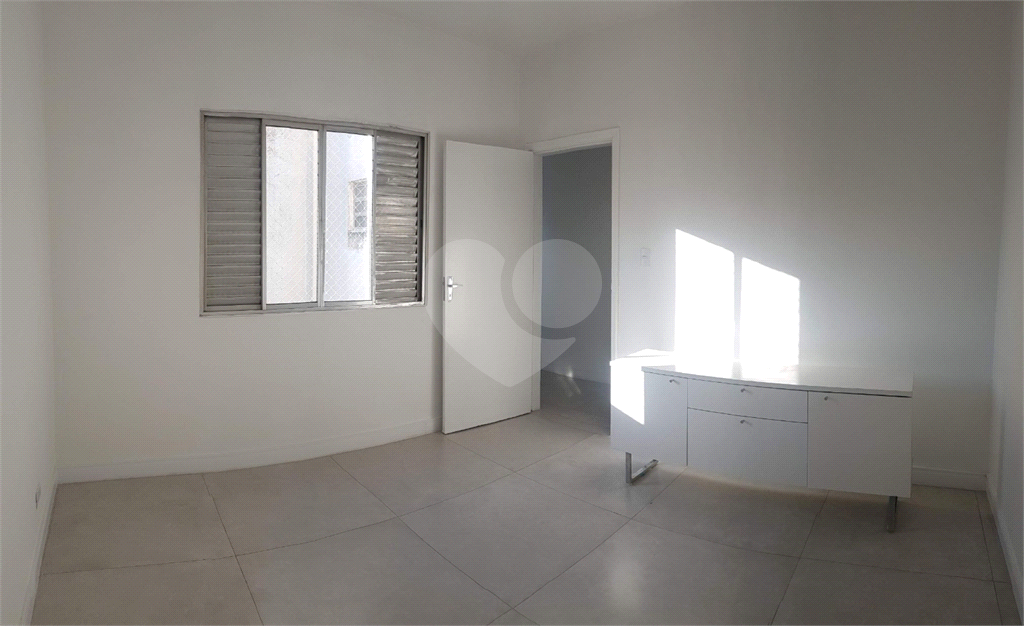 APARTAMENTO em BELA VISTA