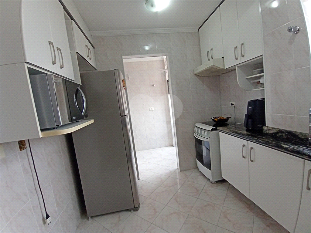 Apartamento à venda com 74 m²