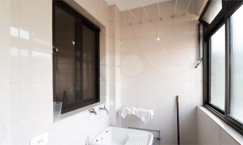 APARTAMENTO em TUCURUVI