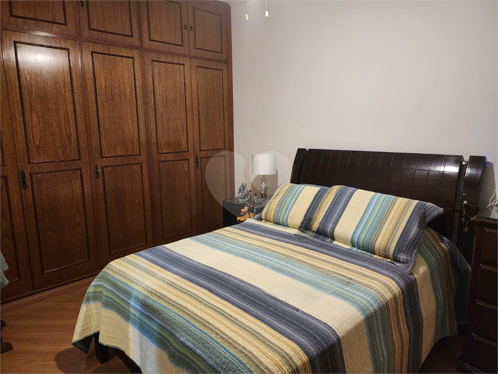 Vende Excelente Casa Térrea Jardim São Paulo ZN 3 quartos 2 suítes 5 vagas área gourmet. 